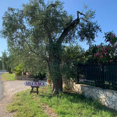 Lägenhetshotell Monica 3*