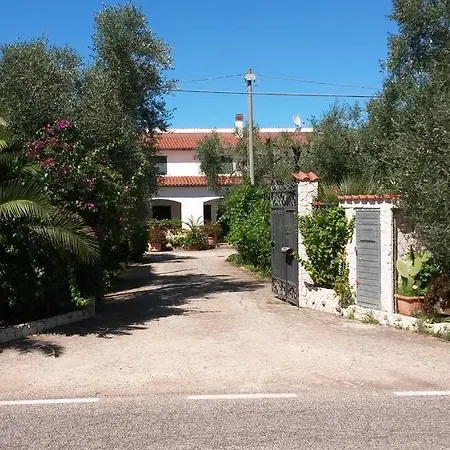 Lägenhetshotell Monica 3*