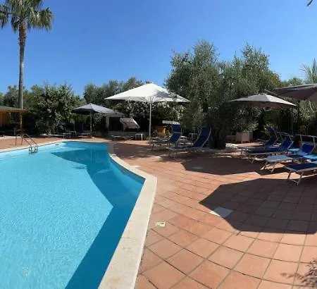 Aparthotel Monica Vieste