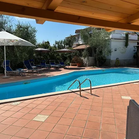 Appart hôtel Monica 3*