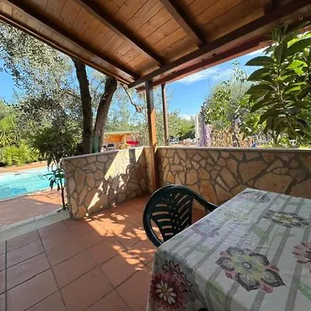 Hotel apartamentowy Monica